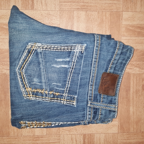 BKE Capri's - Picture 4 of 4